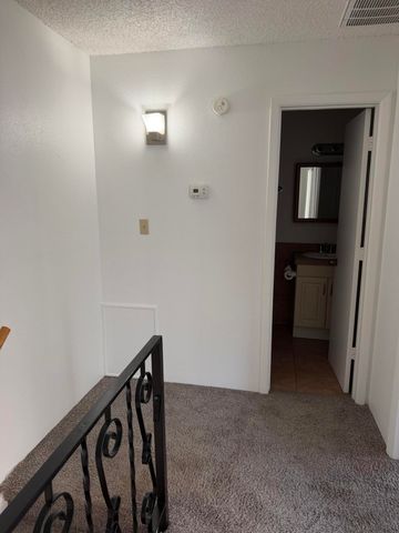 12008 Stilwell Drive NE APT B, Albuquerque, NM 87112