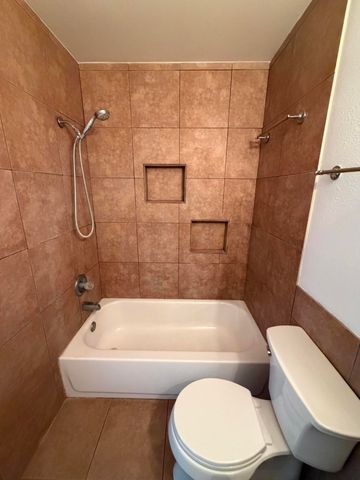 12008 Stilwell Drive NE APT B, Albuquerque, NM 87112