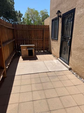 12008 Stilwell Drive NE APT B, Albuquerque, NM 87112