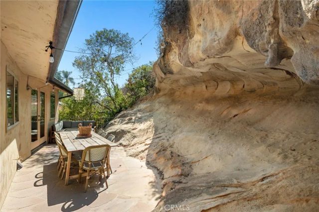 2072 Hidden Valley Canyon, Laguna Beach, CA 92651