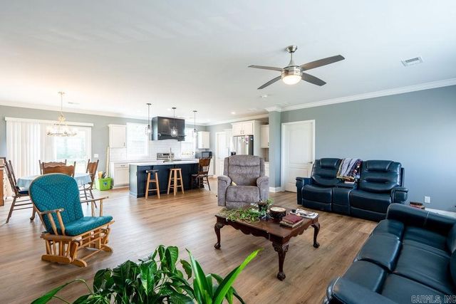 410 Locust St, Quitman, AR 72131