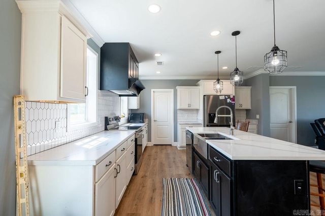 410 Locust St, Quitman, AR 72131