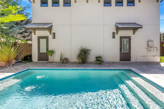 770 21ST AVENUE N, St Petersburg, FL 33704