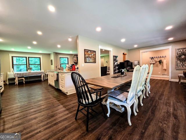 2571 Victory Drive, Douglasville, GA 30135