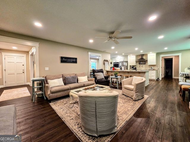 2571 Victory Drive, Douglasville, GA 30135