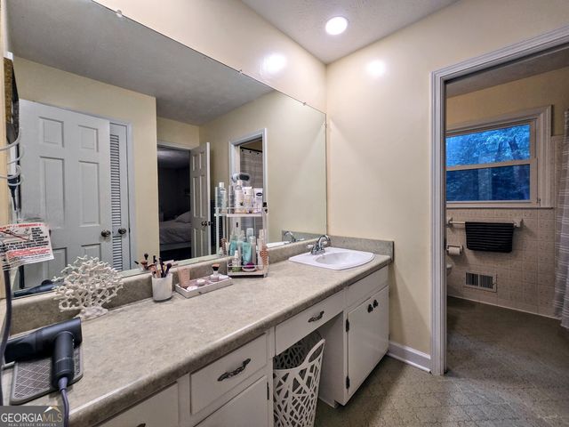 2571 Victory Drive, Douglasville, GA 30135