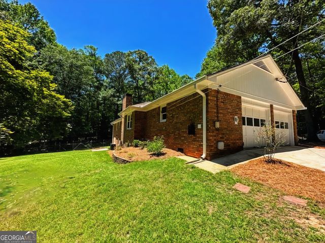 2571 Victory Drive, Douglasville, GA 30135