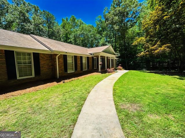2571 Victory Drive, Douglasville, GA 30135
