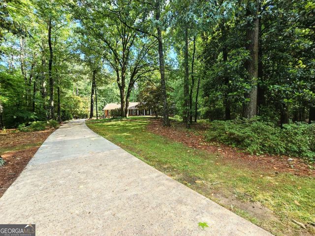 2571 Victory Drive, Douglasville, GA 30135