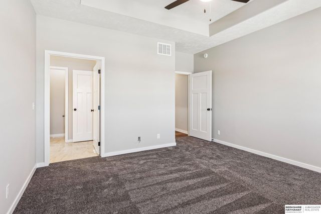 11015 N 159th Avenue, Bennington, NE 68007