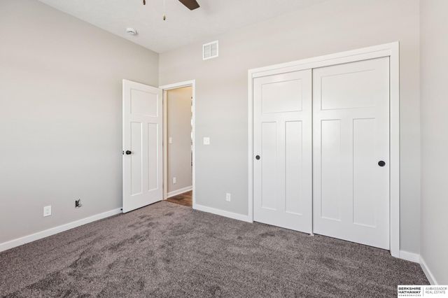 11015 N 159th Avenue, Bennington, NE 68007