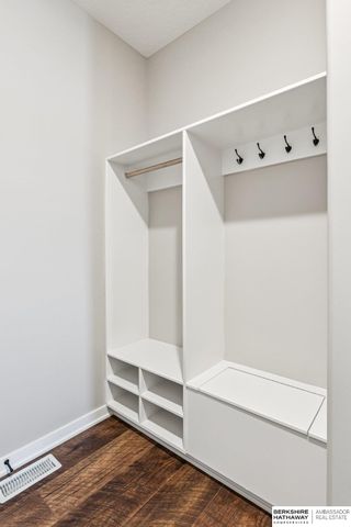 11015 N 159th Avenue, Bennington, NE 68007