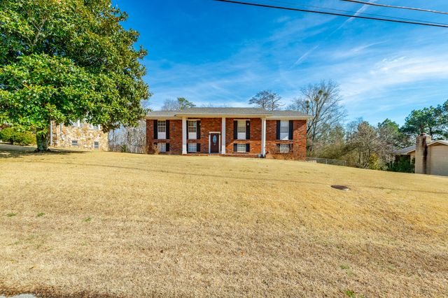 80 W Highland Drive, Ringgold, GA 30736