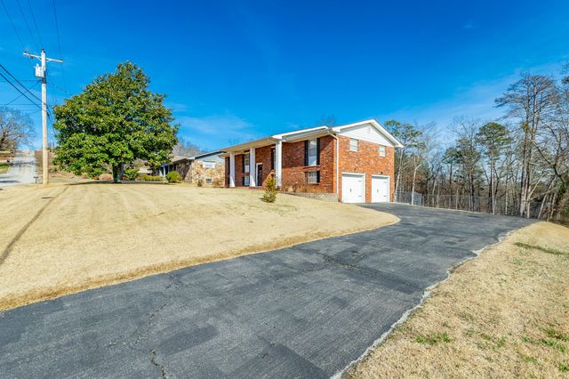 80 W Highland Drive, Ringgold, GA 30736