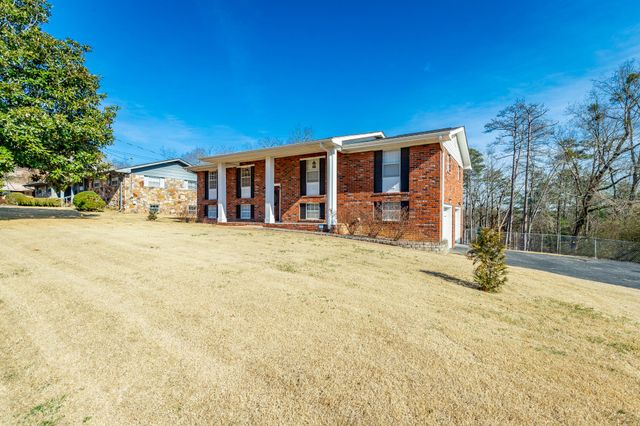 80 W Highland Drive, Ringgold, GA 30736