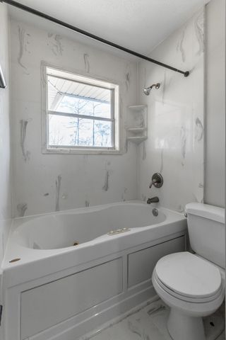 80 W Highland Drive, Ringgold, GA 30736