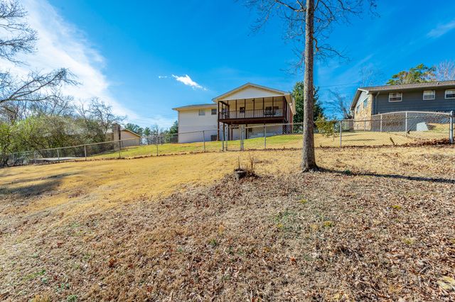 80 W Highland Drive, Ringgold, GA 30736