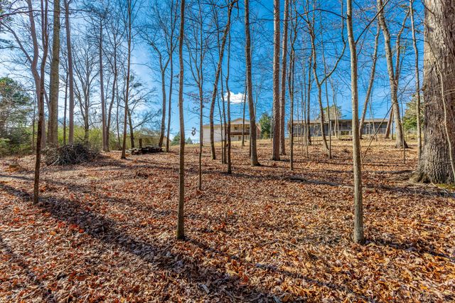 80 W Highland Drive, Ringgold, GA 30736