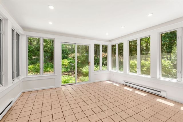 7 Hidden Ledge, Manchester, MA 01944
