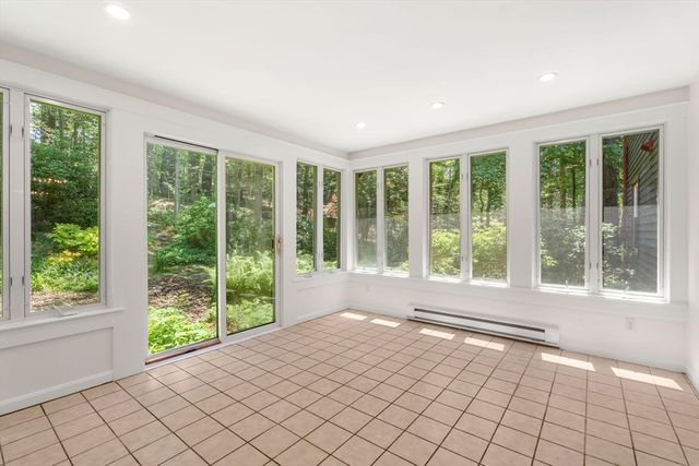 7 Hidden Ledge, Manchester, MA 01944