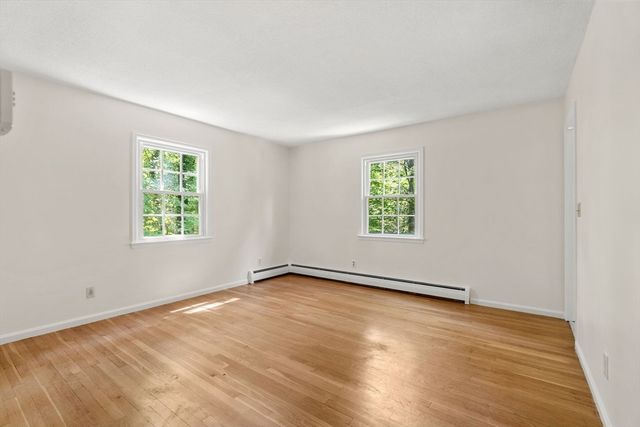 7 Hidden Ledge, Manchester, MA 01944