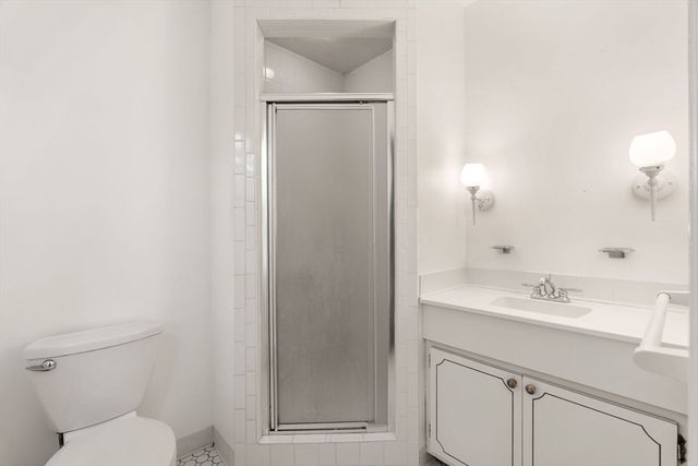 7 Hidden Ledge, Manchester, MA 01944