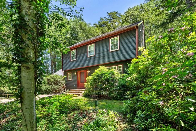 7 Hidden Ledge, Manchester, MA 01944