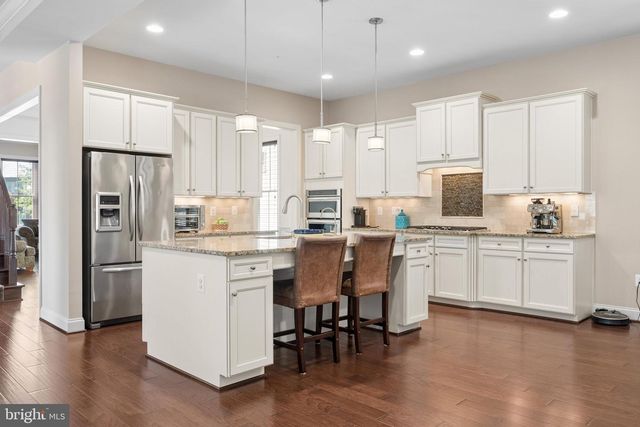 14301 BYRNE PARK DR, Clarksburg, MD 20871