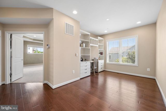 14301 BYRNE PARK DR, Clarksburg, MD 20871