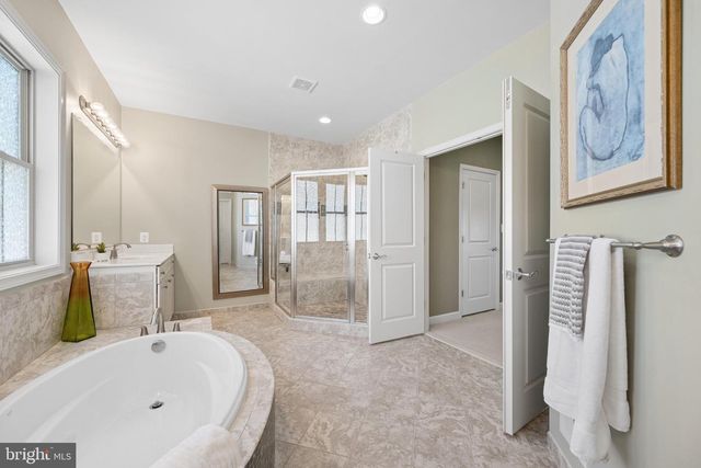 14301 BYRNE PARK DR, Clarksburg, MD 20871