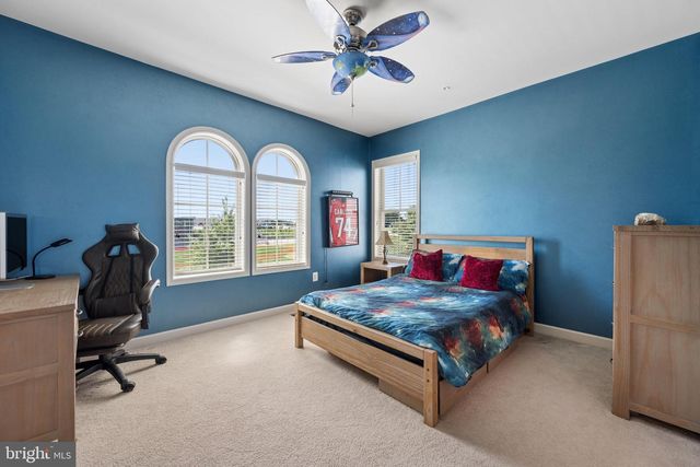 14301 BYRNE PARK DR, Clarksburg, MD 20871