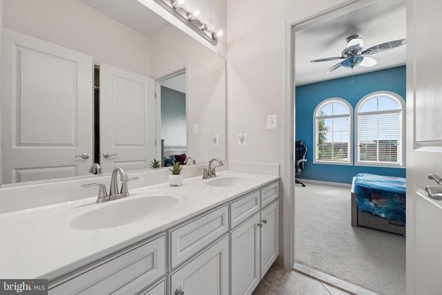 14301 BYRNE PARK DR, Clarksburg, MD 20871