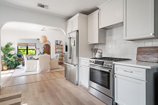 520 28TH Street, West Palm Beach, FL 33407
