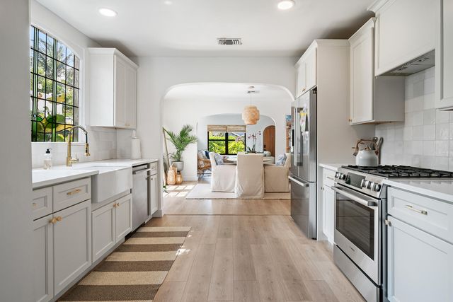 520 28TH Street, West Palm Beach, FL 33407