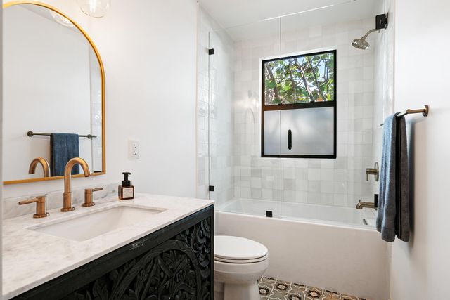 520 28TH Street, West Palm Beach, FL 33407