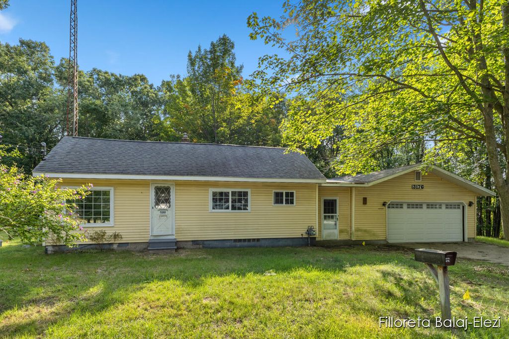 3176 Klug Street, Muskegon, MI 49444