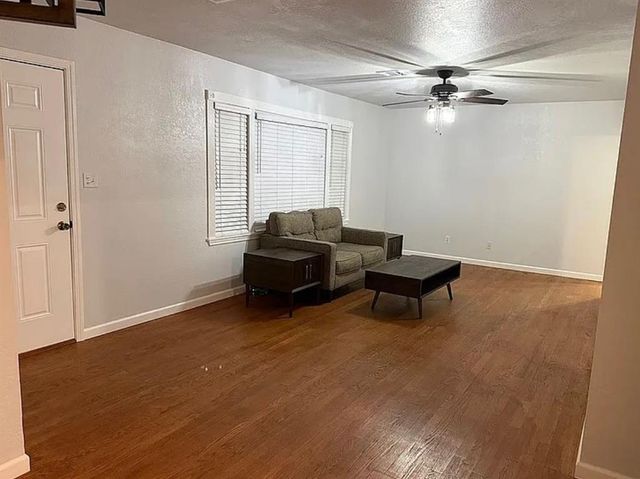 124 E Pratt Drive, Midwest City, OK 73110