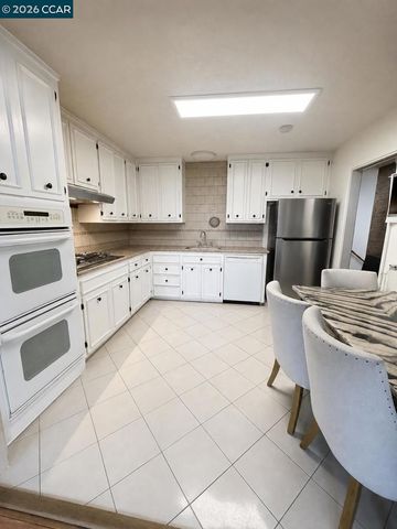 1310 Bowdoin, San Francisco, CA 94134