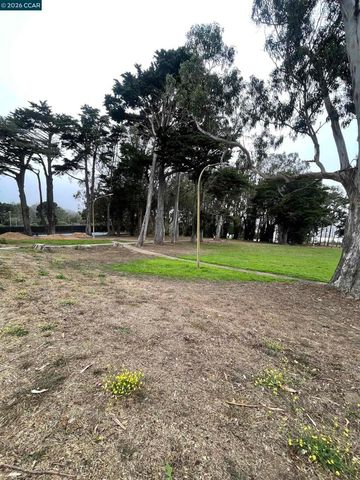 1310 Bowdoin, San Francisco, CA 94134