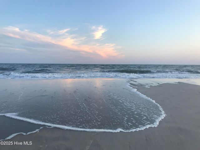 124 NE 34th Street, Oak Island, NC 28465