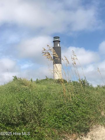 124 NE 34th Street, Oak Island, NC 28465