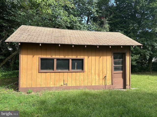 4803 LEXINGTON AVE, Pennsauken, NJ 08109