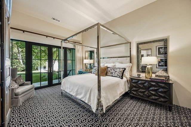 6107 Northwood Road, Dallas, TX 75225
