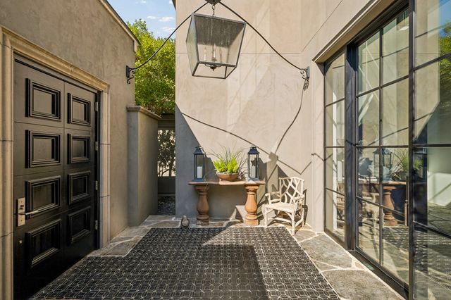 6107 Northwood Road, Dallas, TX 75225