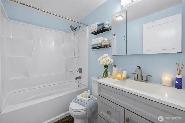 12601 NE 197th Street, Bothell, WA 98011
