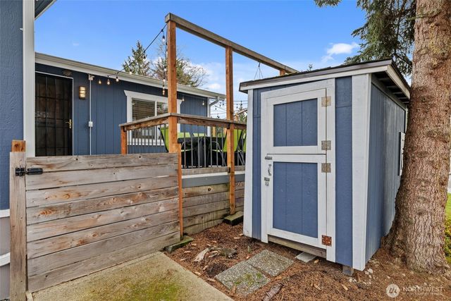 12601 NE 197th Street, Bothell, WA 98011