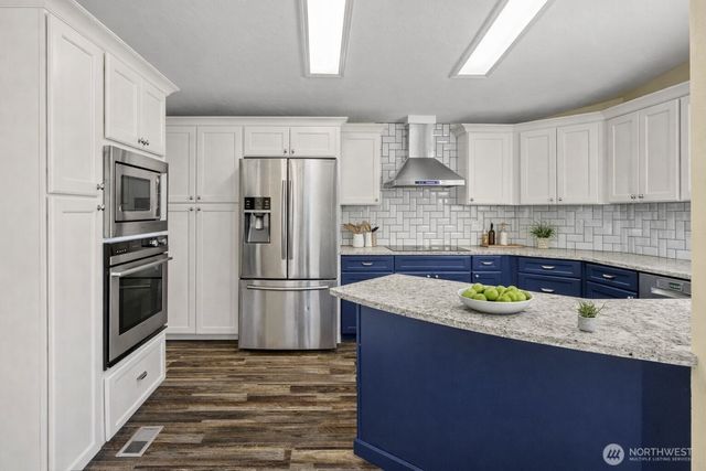 12601 NE 197th Street, Bothell, WA 98011