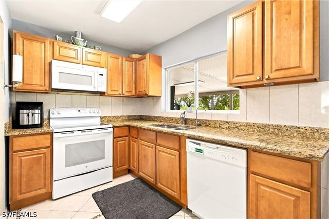 4225 16th ST NE, Naples, FL 34120