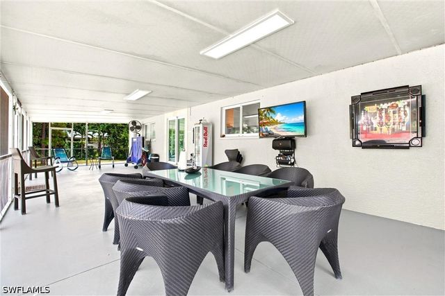 4225 16th ST NE, Naples, FL 34120