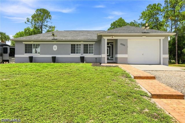 4225 16th ST NE, Naples, FL 34120